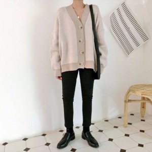 <b>루즈핏 도톰 패턴 니트 가디건</b>