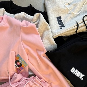 <b>양기모 퍼프 크롭 집업 투웨이 팬츠 트레이닝 세트</b>