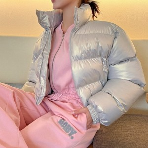 <b>유광 하트 하이넥 투웨이 숏 패딩 점퍼</b>