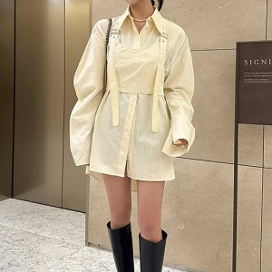 <b>스트라이프 셔츠 뷔스티에 레이어드 버클 원피스</b>