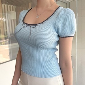 <b>스퀘어 골지 리본 물결 벌룬 반팔 니트티</b>