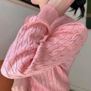 <b>국내제작 고급 캐시미어 꽈배기 V넥 에어 니트</b>