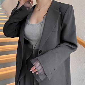 <b>차콜추가/ 국내제작 오버핏 레이스 레이어드 뒷트임 자켓</b>